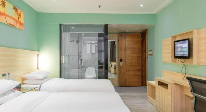 Bed in City Comfort Inn Guiping Xishan