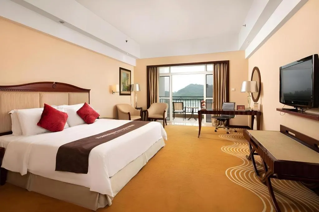 Bed in Country Garden Phoenix Hotel Chizhou Jiuhua Mountain