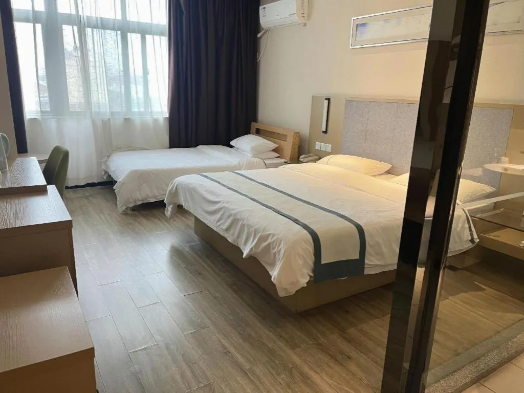 Bed in City Comfort Inn Dangtu High Speed East Railway Station RT-Mart