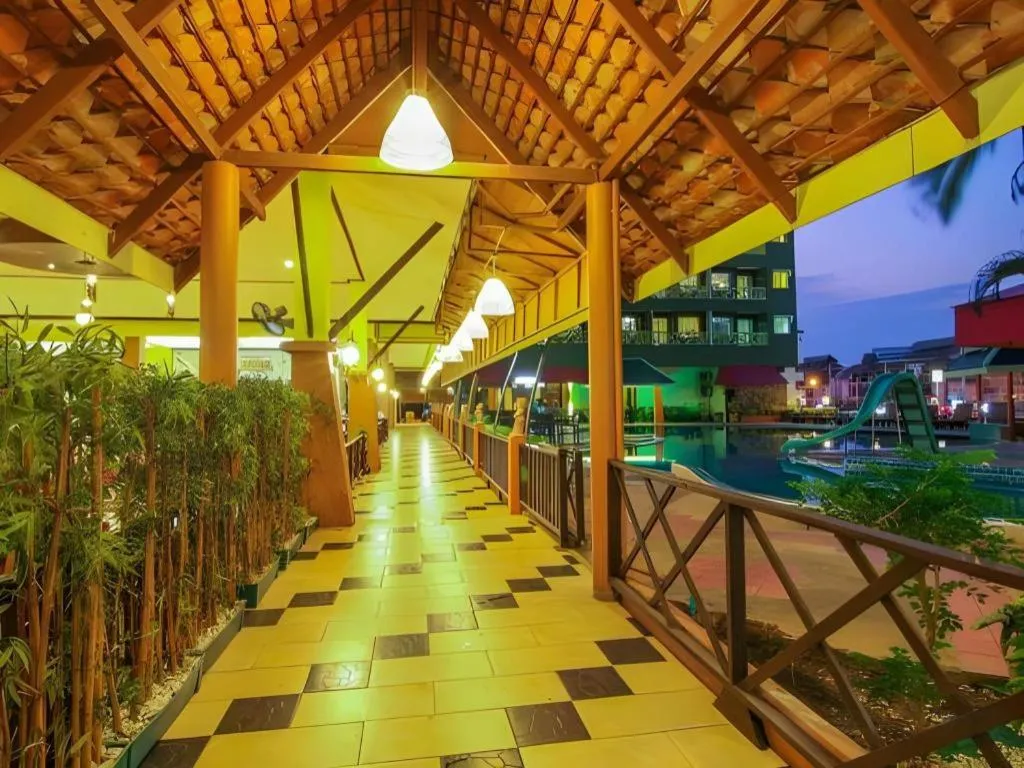 Phuphaya Resort Pattaya