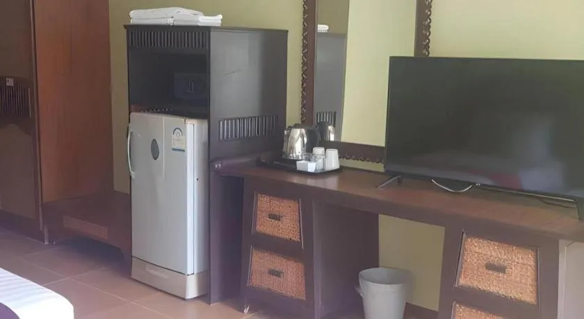 Phuphaya Resort Pattaya