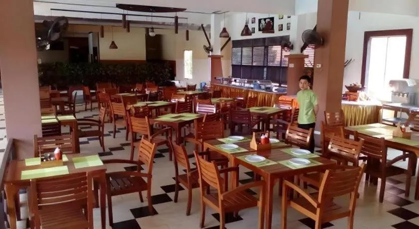 Phuphaya Resort Pattaya