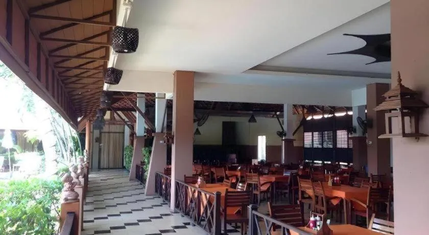 Phuphaya Resort Pattaya