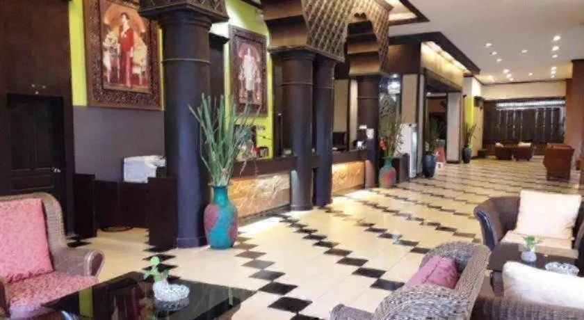 Phuphaya Resort Pattaya