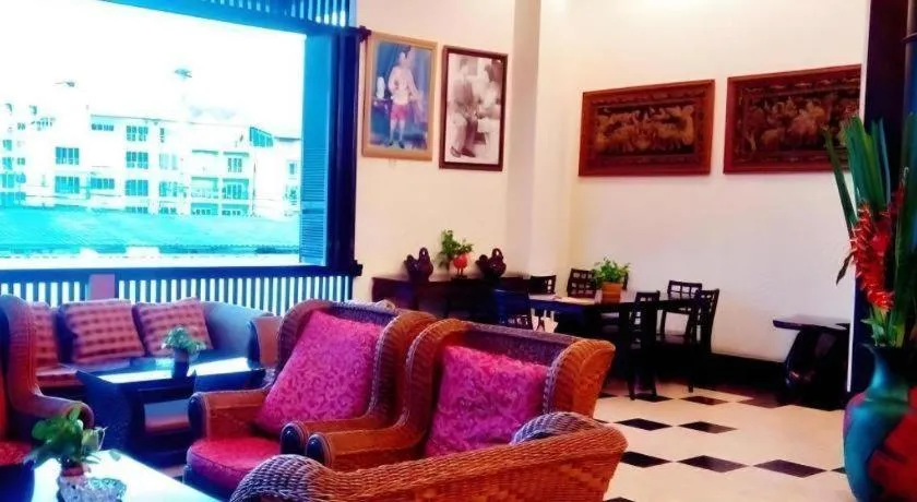 Phuphaya Resort Pattaya