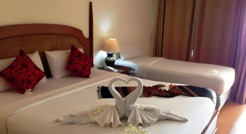 Bed in Phuphaya Resort Pattaya