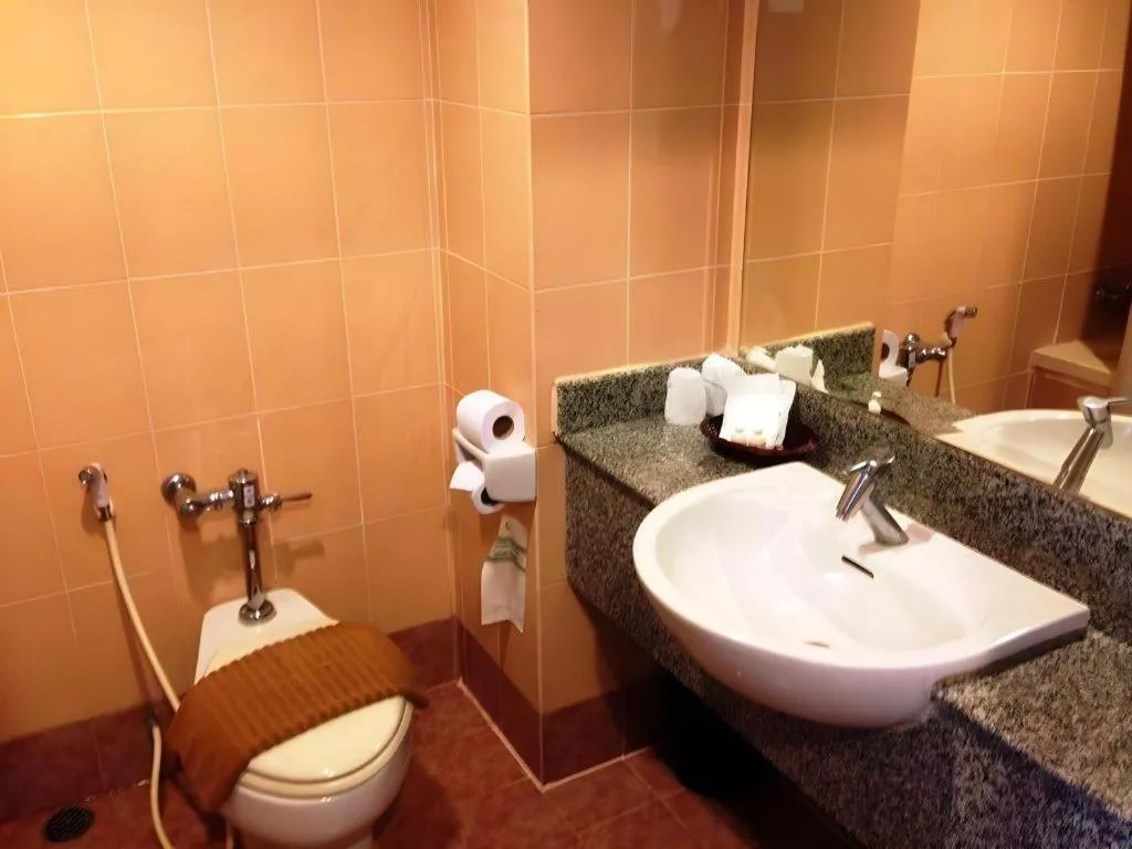 Phuphaya Resort Pattaya