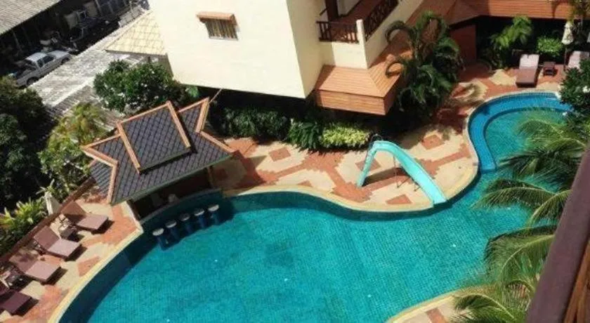 Phuphaya Resort Pattaya