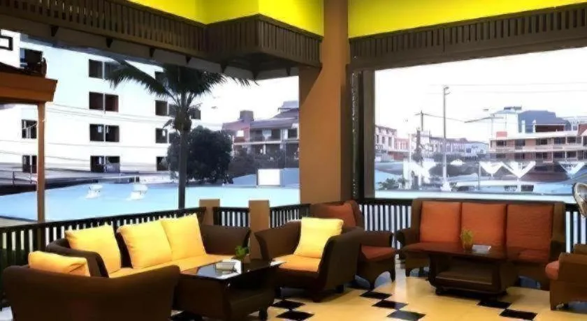 Phuphaya Resort Pattaya