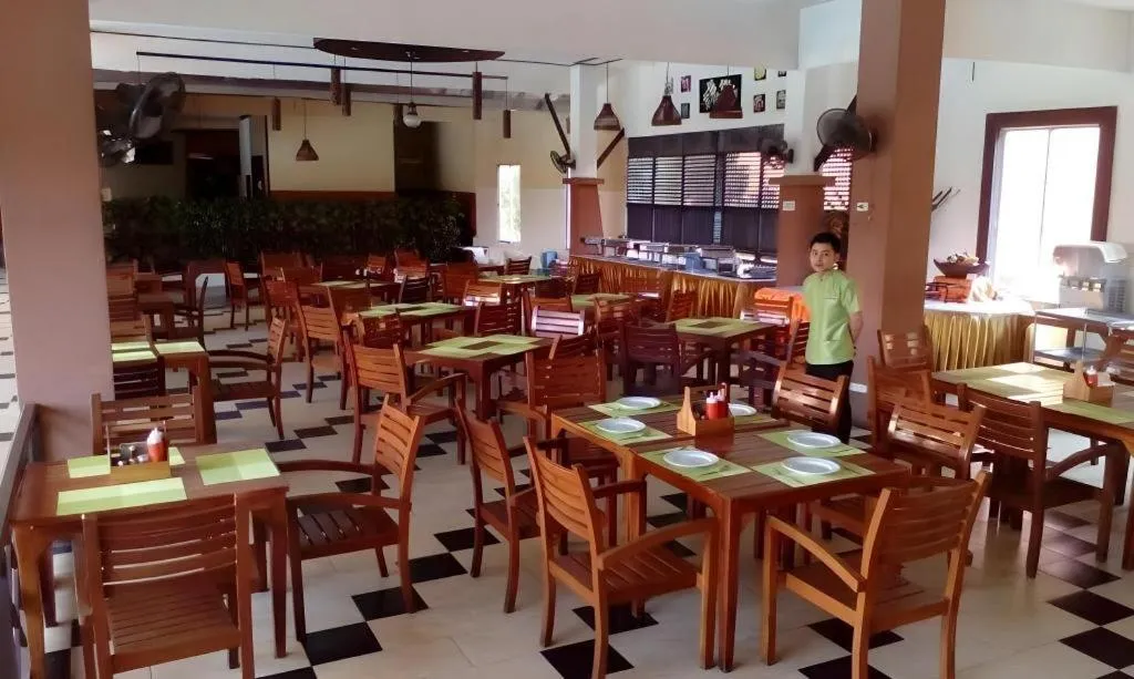 Phuphaya Resort Pattaya