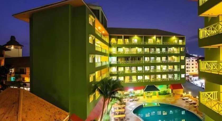 Phuphaya Resort Pattaya