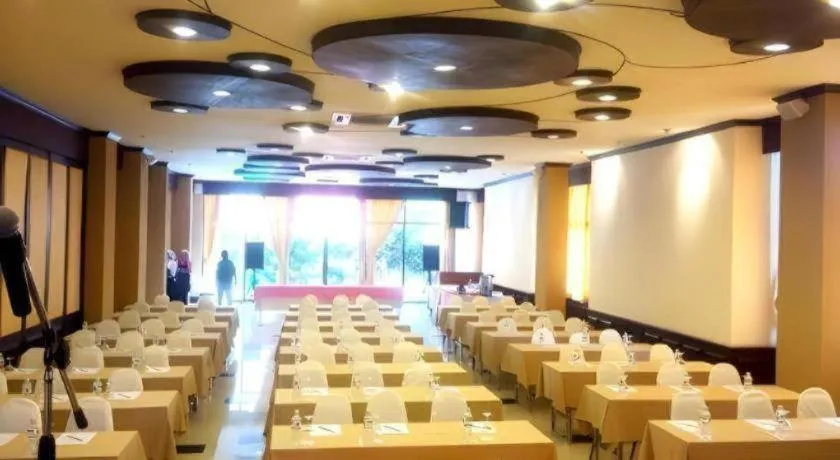 Phuphaya Resort Pattaya