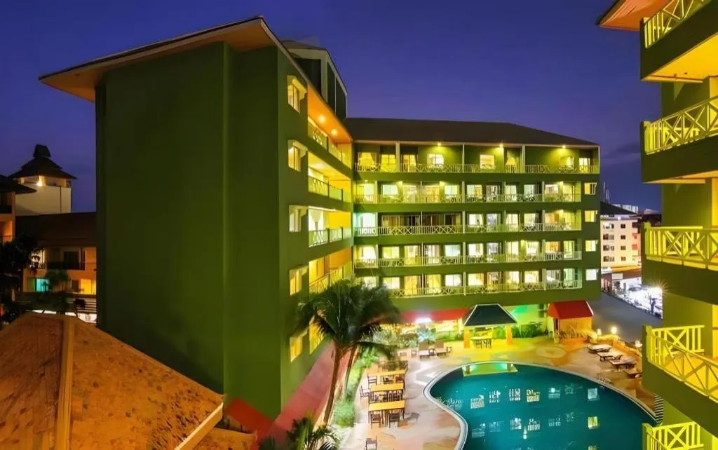 Phuphaya Resort Pattaya