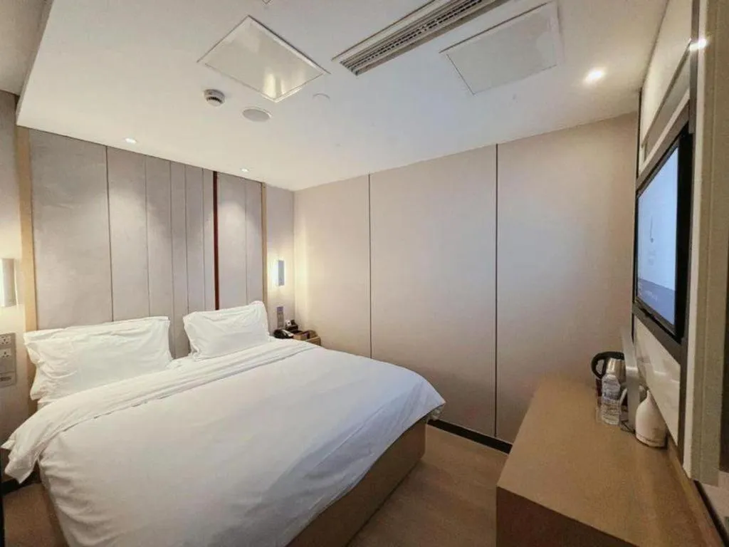 Bed in Lavande Hotel Shanghai Railway Station Branch