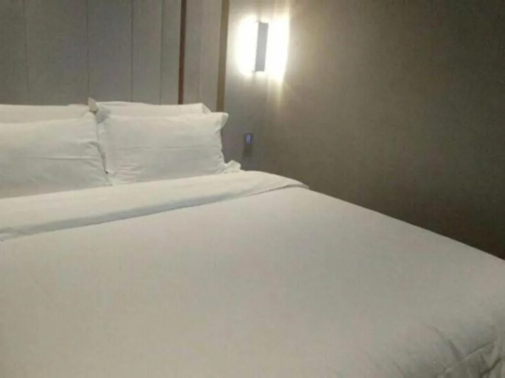 Bed in Lavande Hotel Shanghai Railway Station Branch