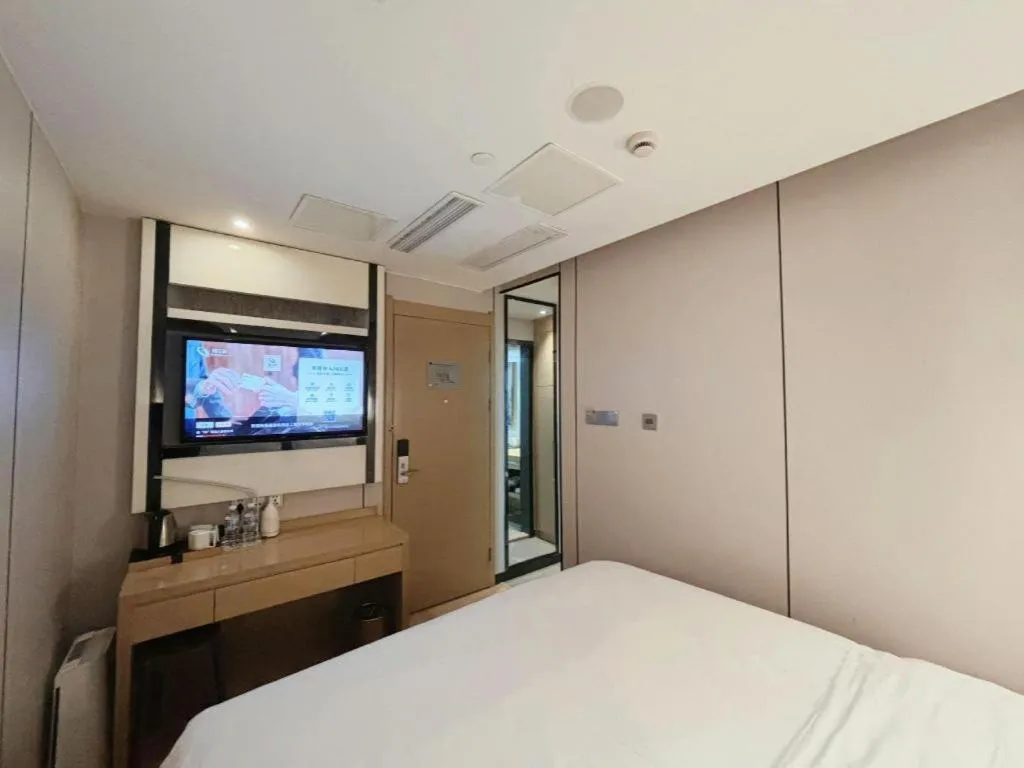 Bed in Lavande Hotel Shanghai Railway Station Branch