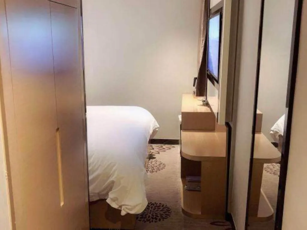 Bed in Lavande Hotel Shanghai Railway Station Branch