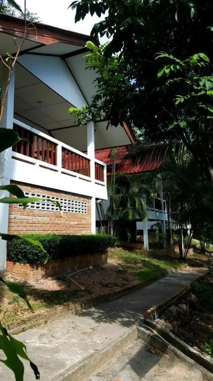 Baan Suan Sook Resort