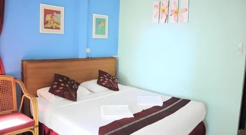 Bed in Baan Suan Sook Resort