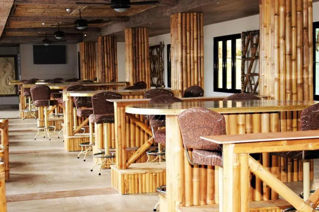 Score Birds Hotel Score Birds Hotel