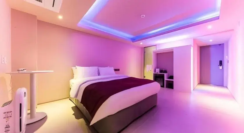 Bed in Bobo Hotel Hongdae Bed in Bobo Hotel Hongdae