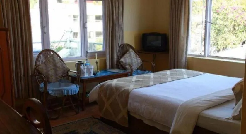 Bed in Fairmount Hotel