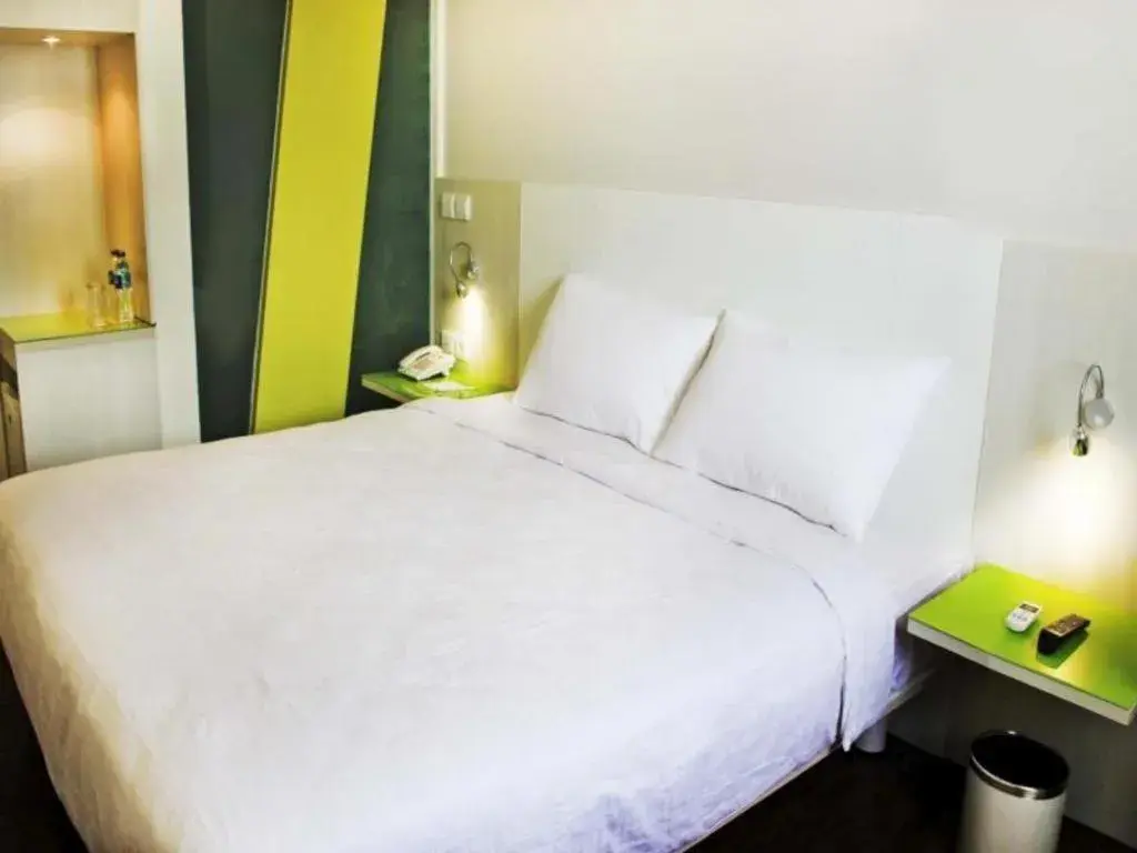 Bed in Everbright Ambon Hotel Bed in Everbright Ambon Hotel