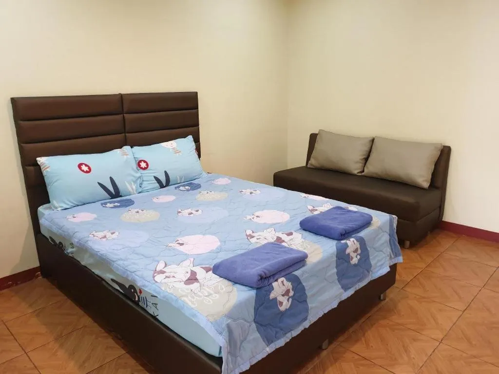 Bed in Friends House Resort