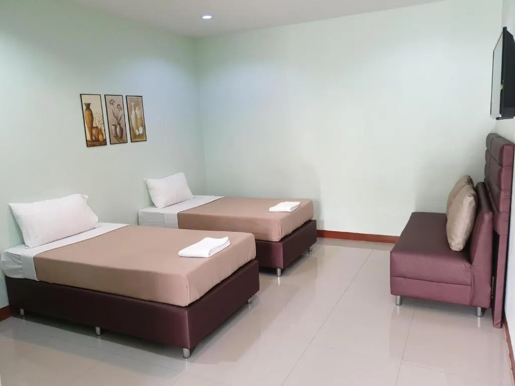 Bed in Friends House Resort