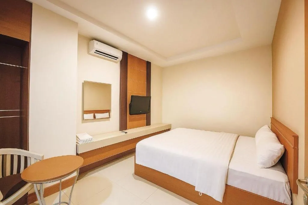 Bed in Plaza Hotel Tegal