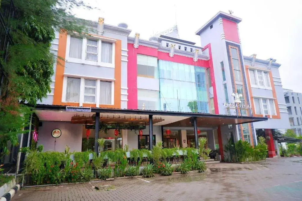 Plaza Hotel Tegal Plaza Hotel Tegal