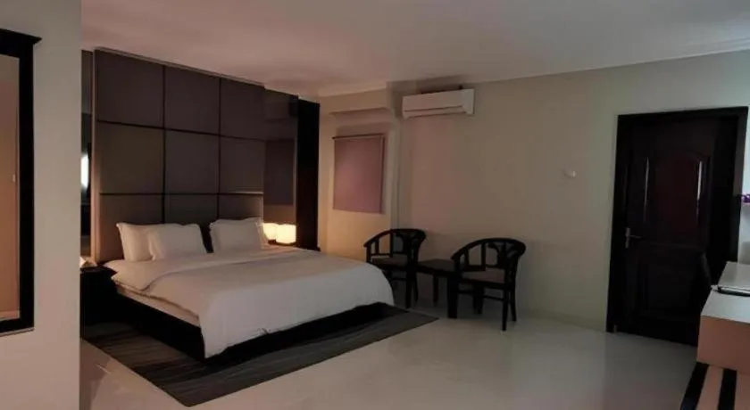 Bed in Plaza Hotel Tegal