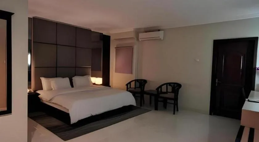 Bed in Plaza Hotel Tegal