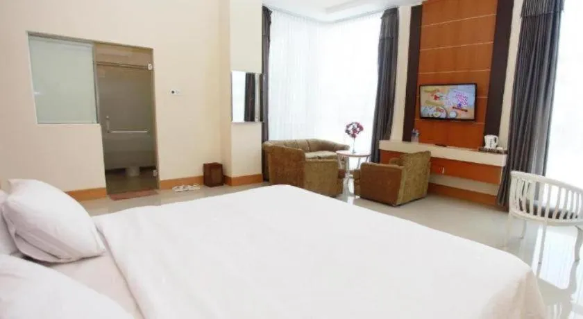 Bed in Plaza Hotel Tegal