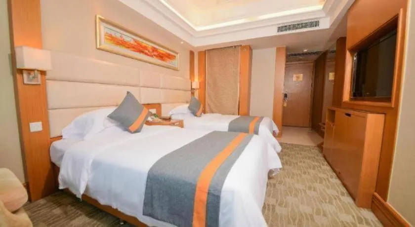 Bed in Golden Sea View Hotel Haikou