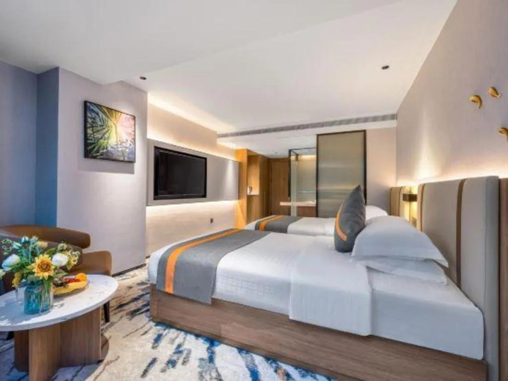 Bed in Golden Sea View Hotel Haikou