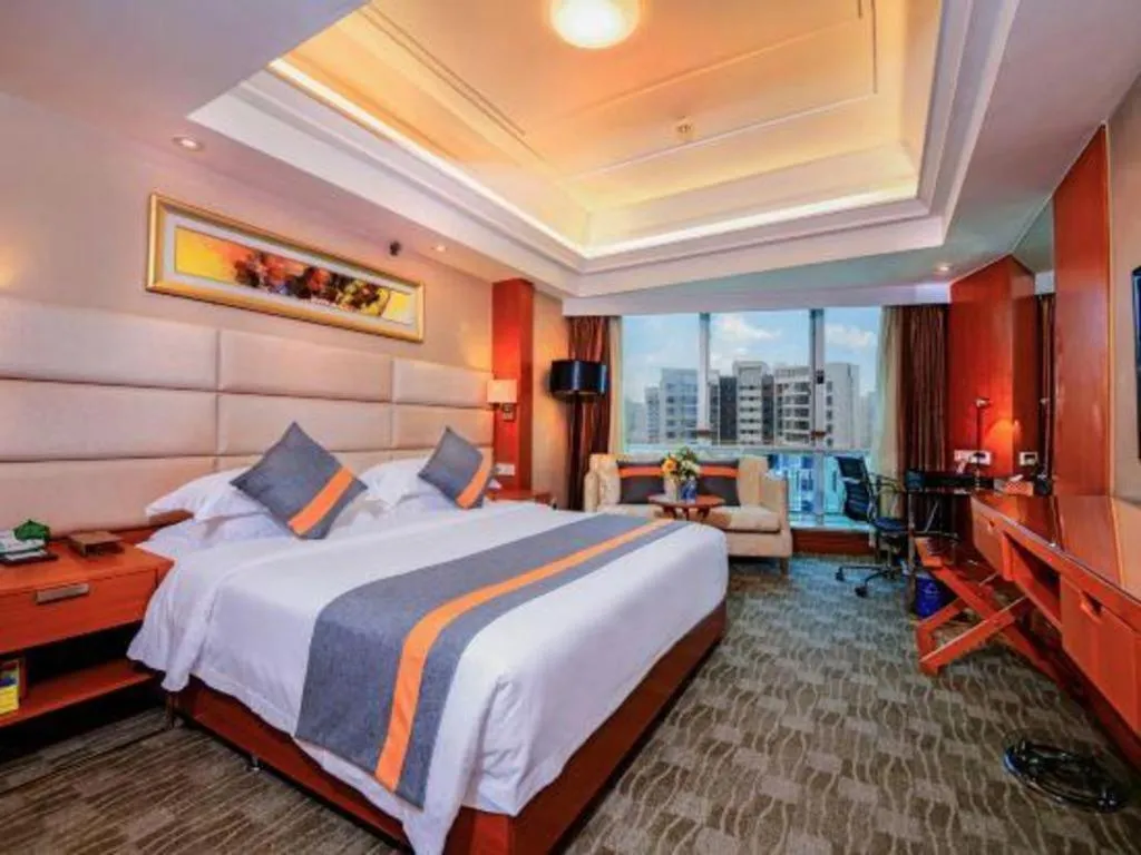 Bed in Golden Sea View Hotel Haikou