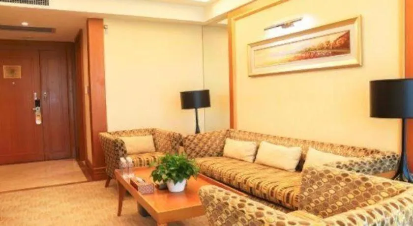 Golden Sea View Hotel Haikou