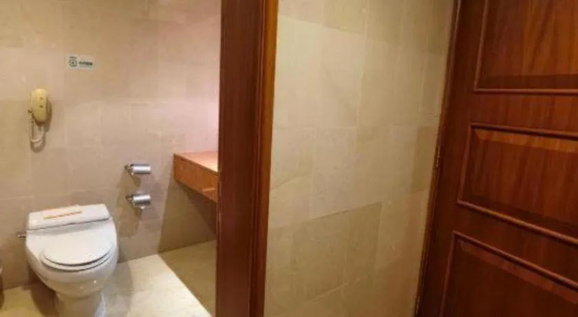 Golden Sea View Hotel Haikou