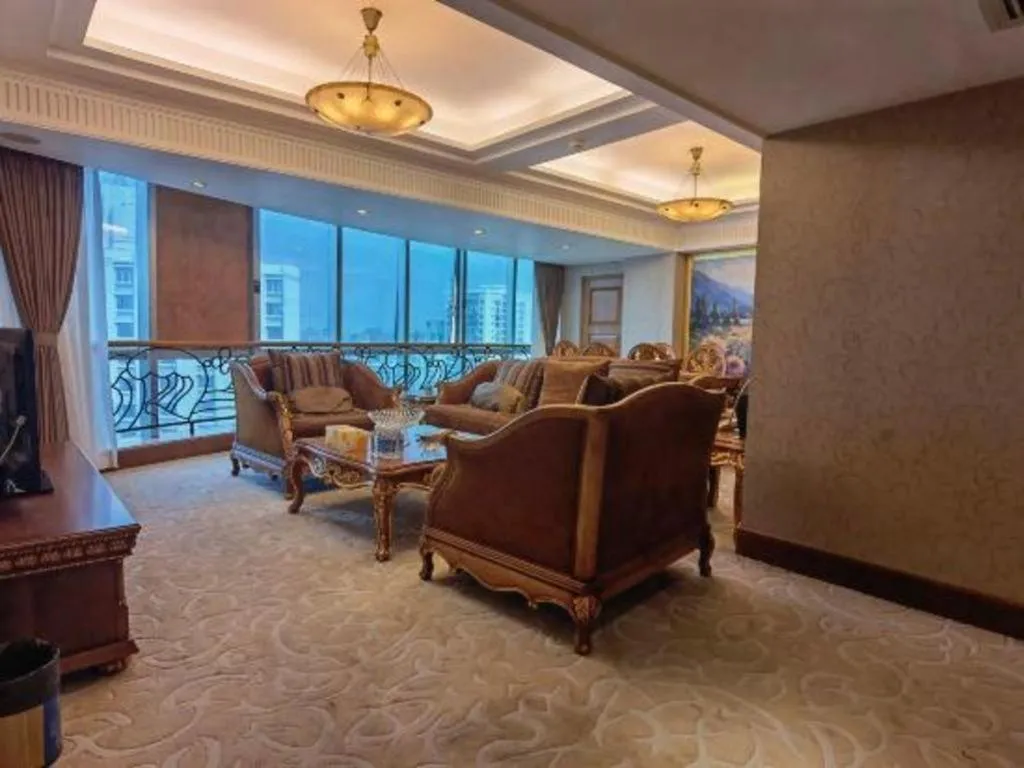 Golden Sea View Hotel Haikou