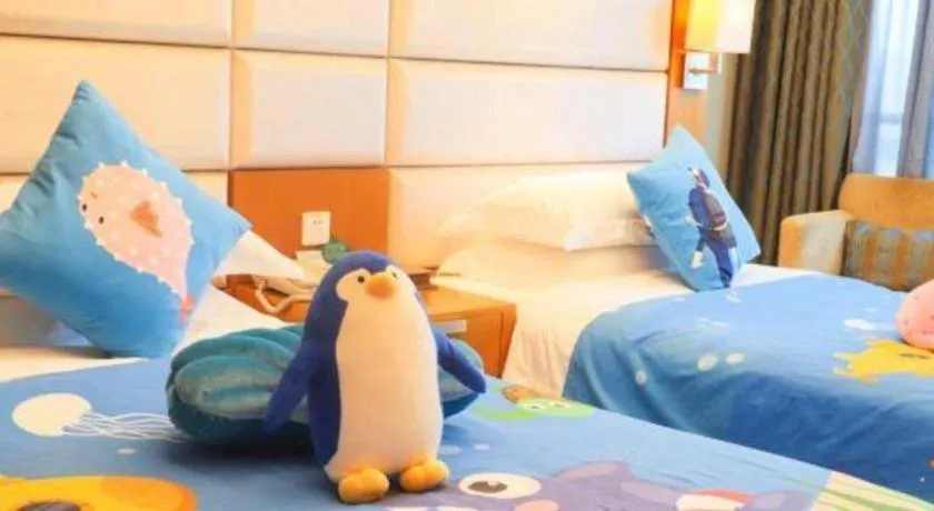 Bed in Golden Sea View Hotel Haikou