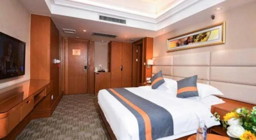 Bed in Golden Sea View Hotel Haikou