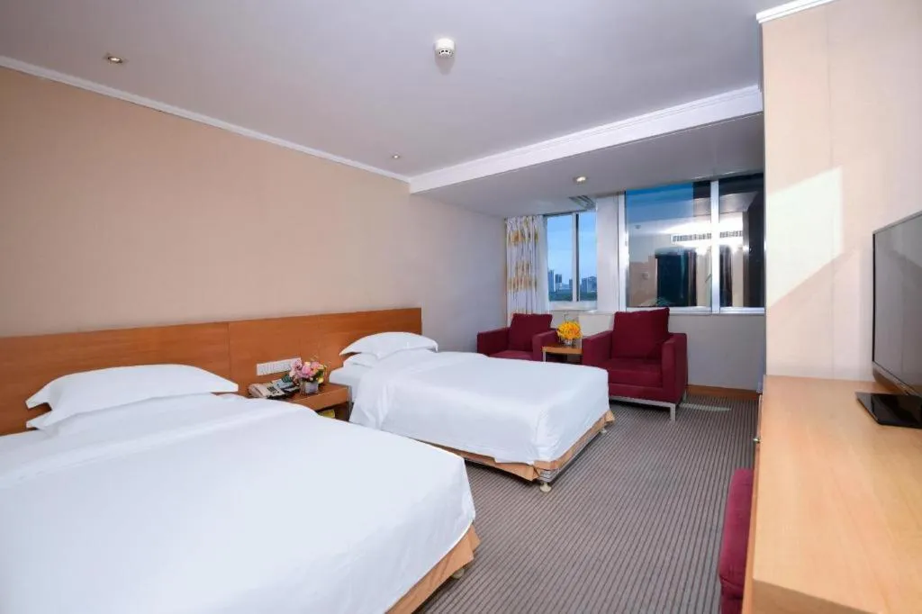 Bed in Golden Sea View Hotel Haikou