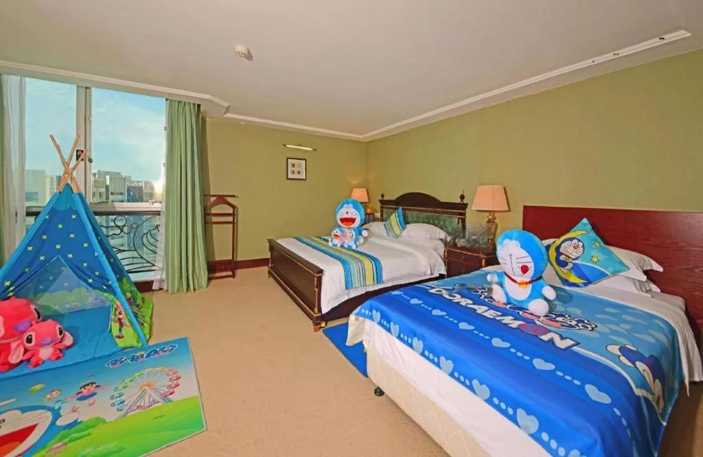 Bed in Golden Sea View Hotel Haikou