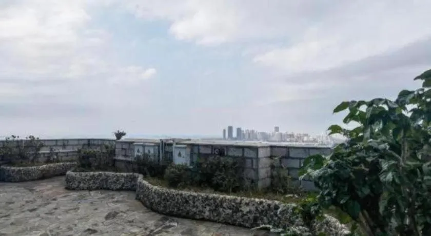 Golden Sea View Hotel Haikou