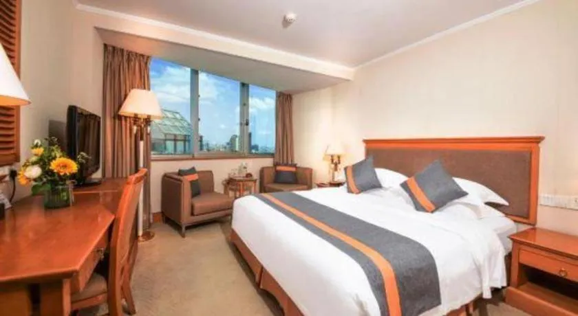 Bed in Golden Sea View Hotel Haikou