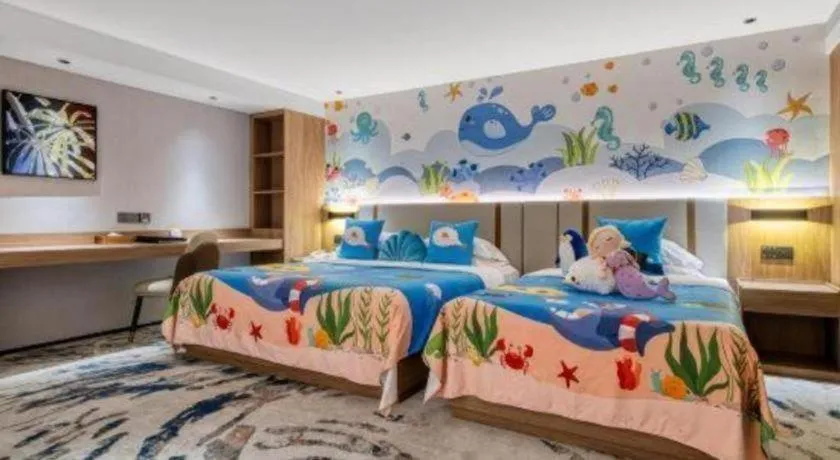 Bed in Golden Sea View Hotel Haikou