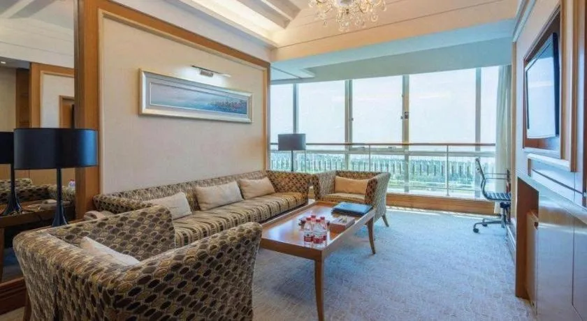 Golden Sea View Hotel Haikou