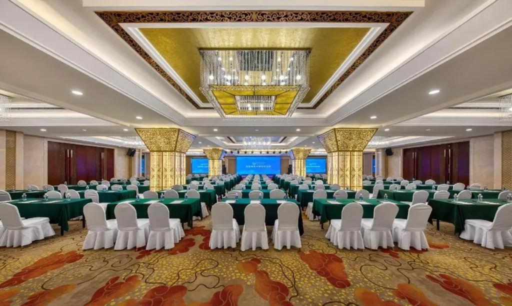 Golden Sea View Hotel Haikou