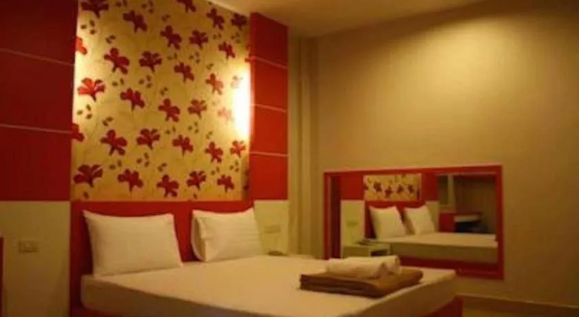 Bed in Sabai Ez Hotel